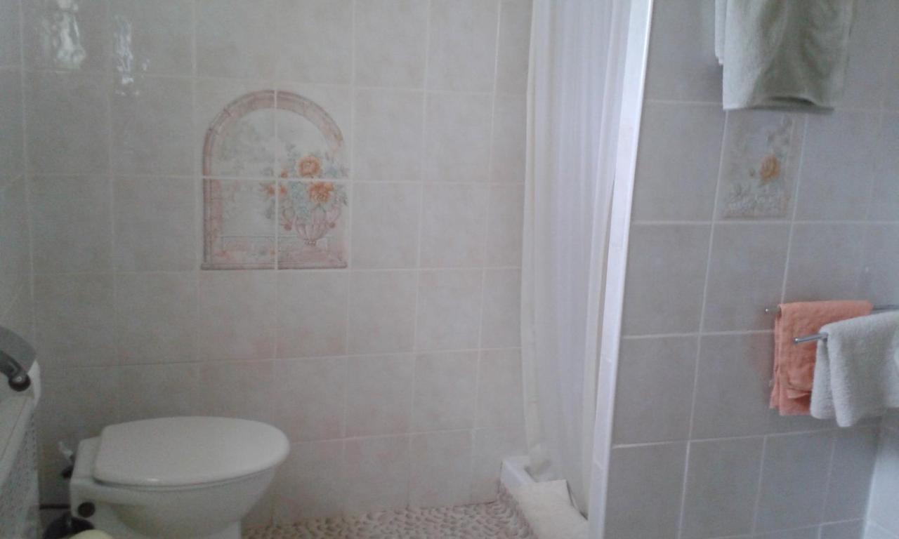 La Cheneraie Bed & Breakfast Vezenobres Екстериор снимка